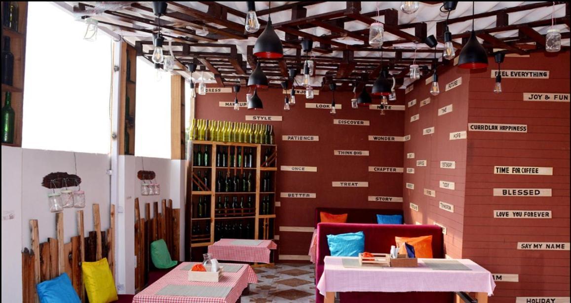 Travel Monkey Hostel Agra  Extérieur photo