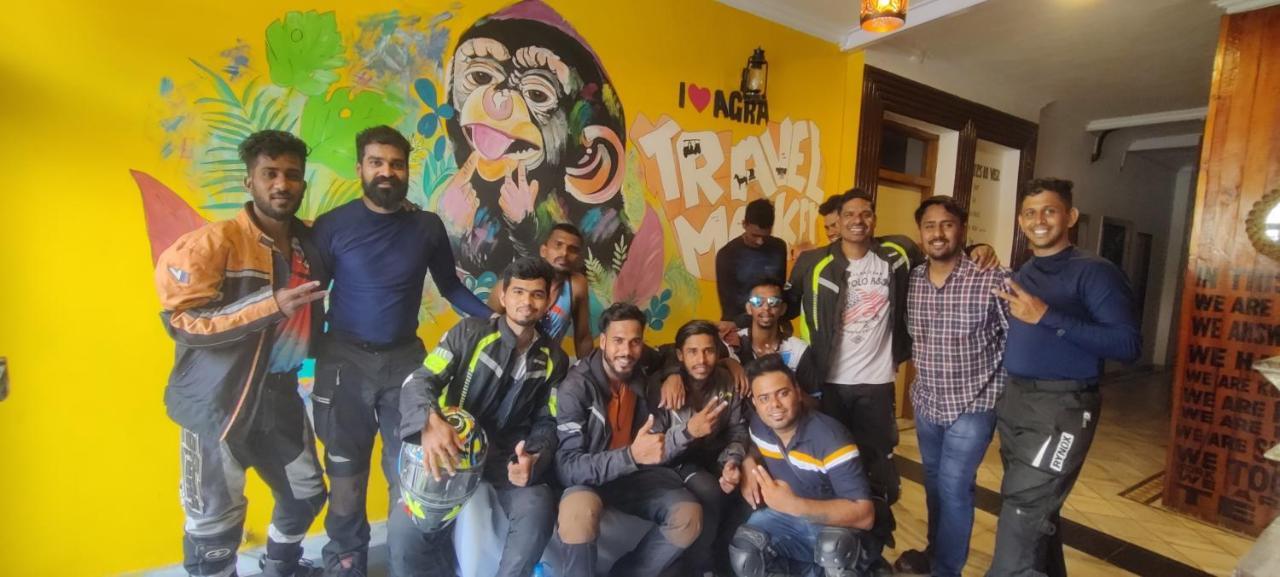 Travel Monkey Hostel Agra  Extérieur photo