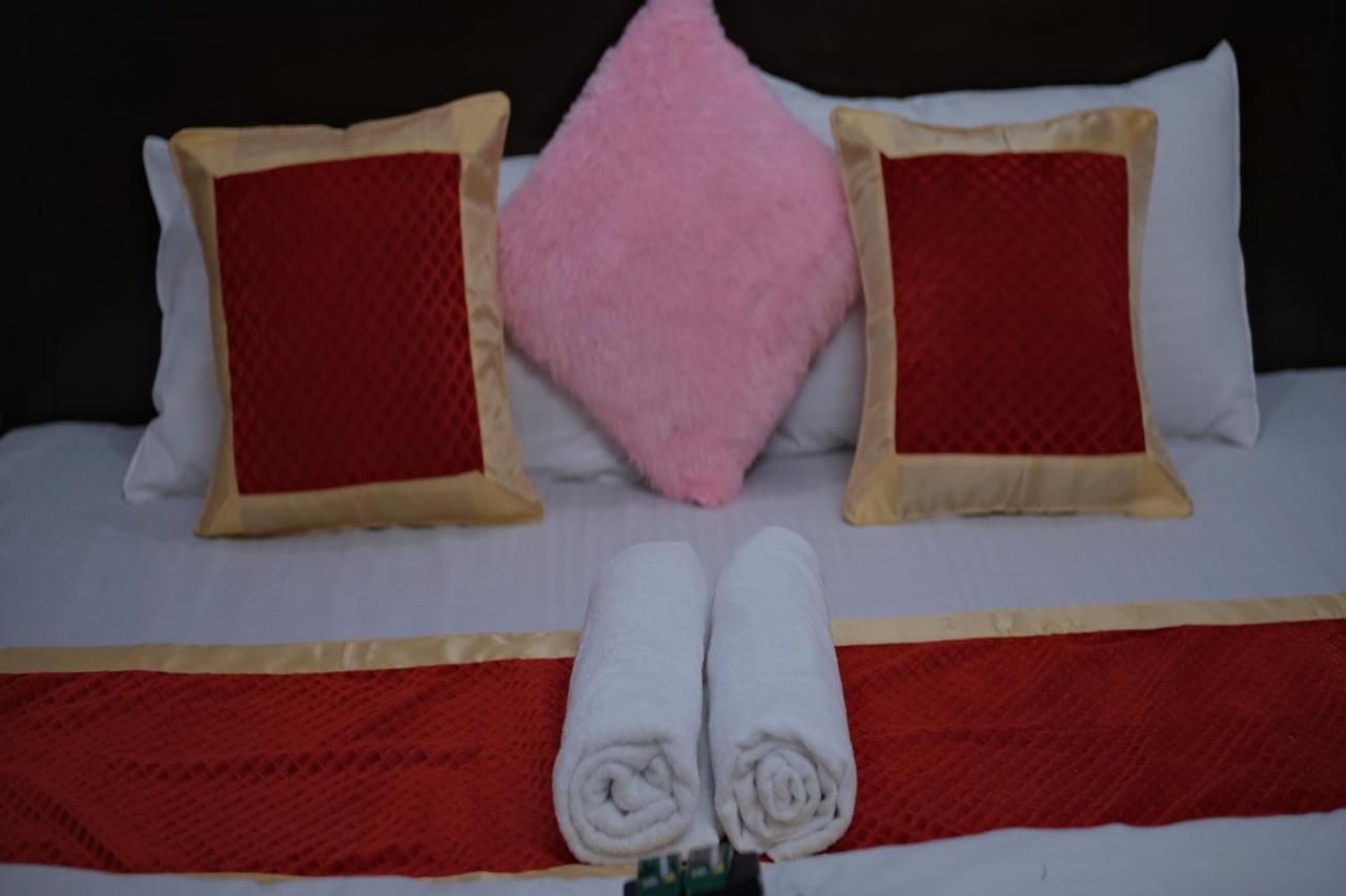 Travel Monkey Hostel Agra  Extérieur photo