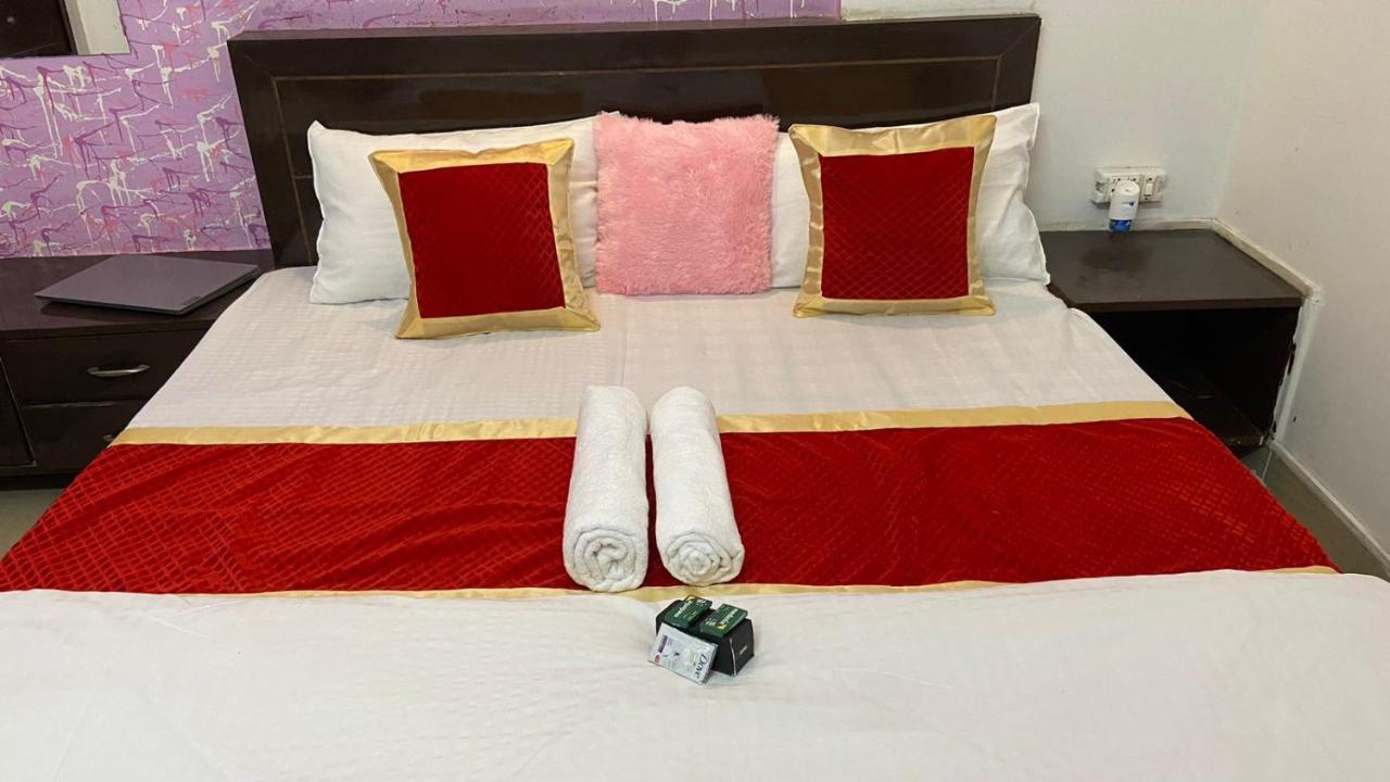 Travel Monkey Hostel Agra  Extérieur photo