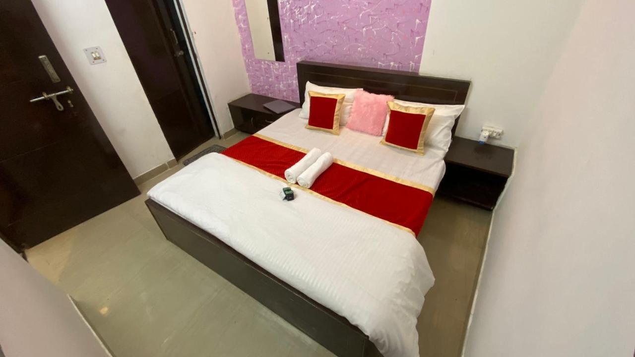 Travel Monkey Hostel Agra  Extérieur photo