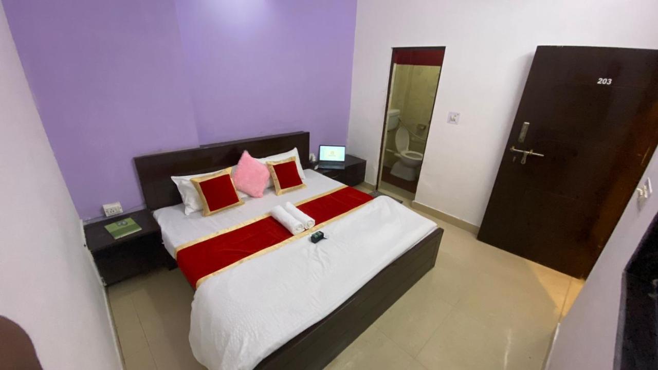 Travel Monkey Hostel Agra  Extérieur photo