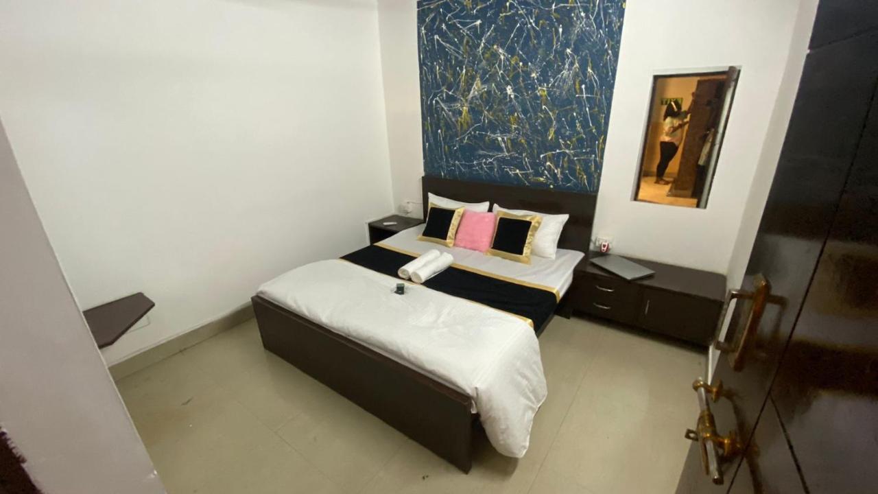 Travel Monkey Hostel Agra  Extérieur photo