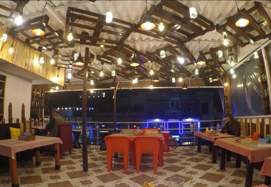 Travel Monkey Hostel Agra  Extérieur photo