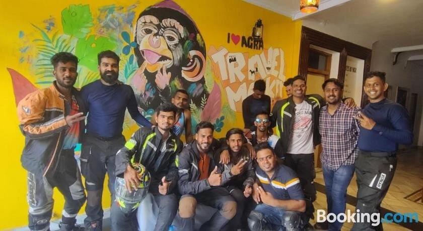 Travel Monkey Hostel Agra  Extérieur photo
